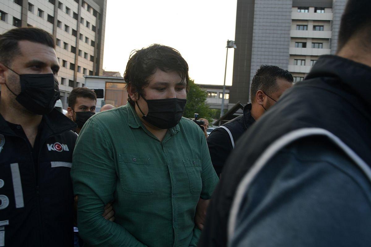 Tosuncuk,  ‘Bank’ ismini izinsiz kullandığı gerekçesiyle hakim karşısında