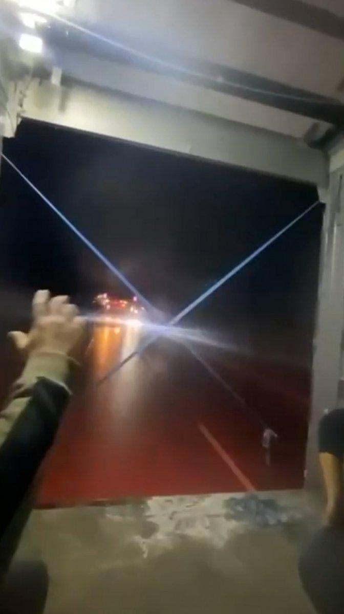 Antalya'da tır dorsesinde çilingir sofrası kurdular