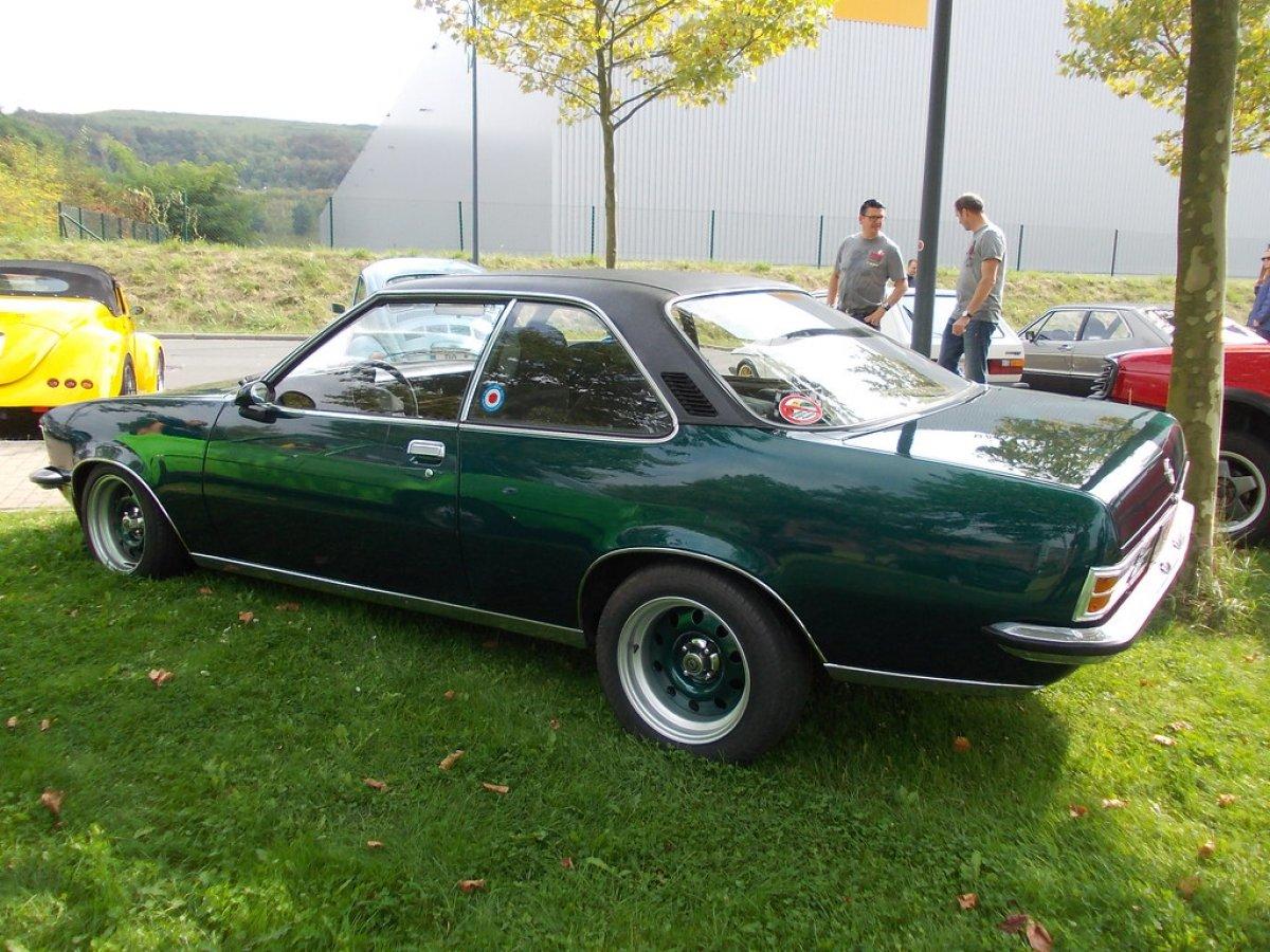 OPEL REKORD D
