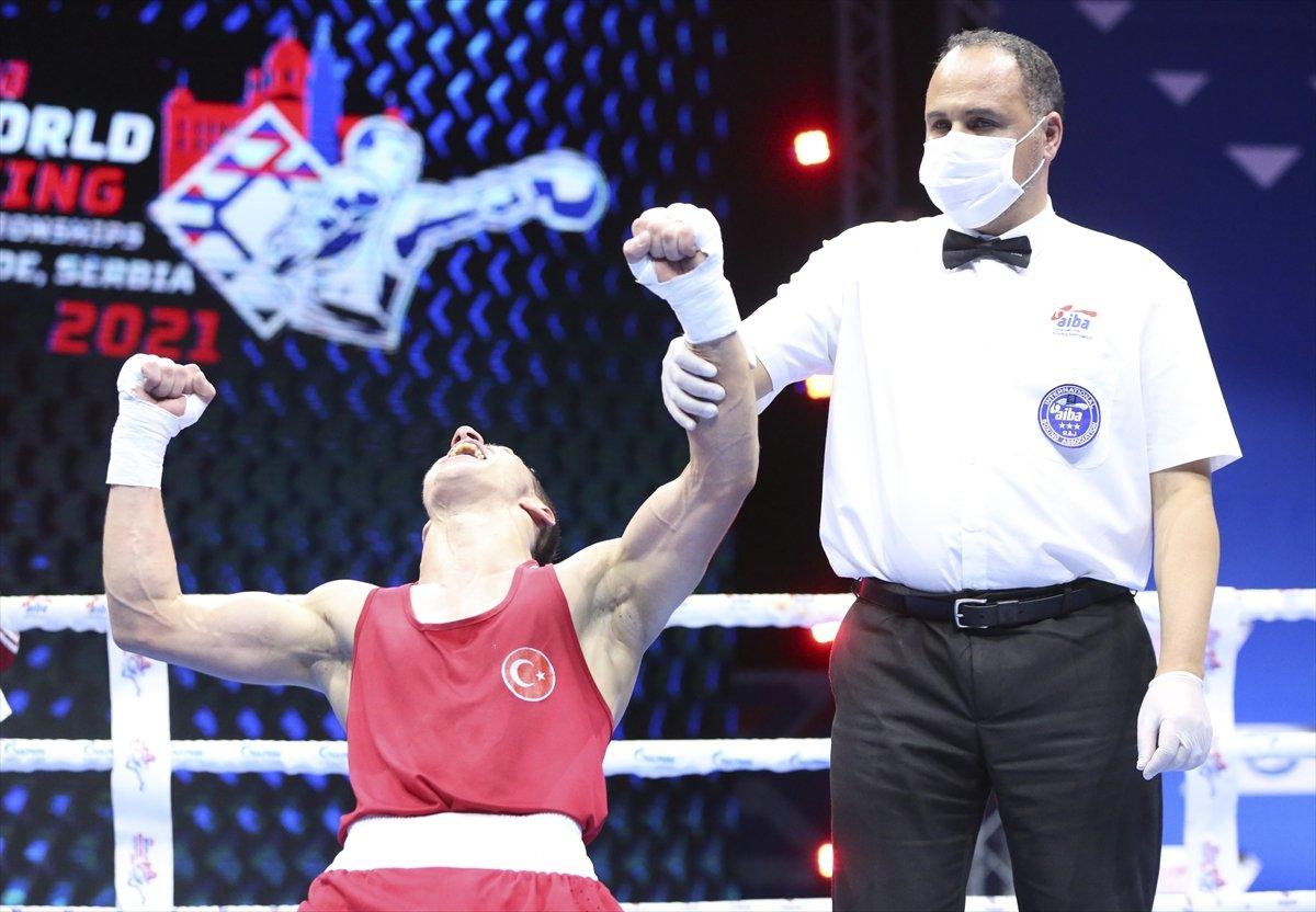 Kerem Özmen Dünya Boks Şampiyonası'nda yarı finalde