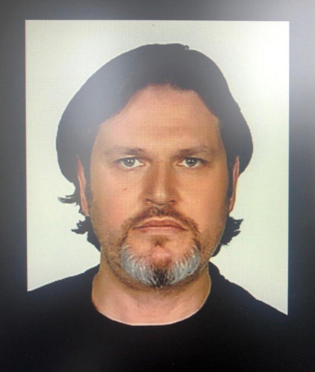 Kılıktan kılığa giren FETÖ Gümüşhane imamı polisten kaçamadı