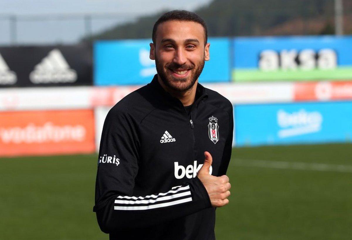 Cenk Tosun bonservisiyle geliyor