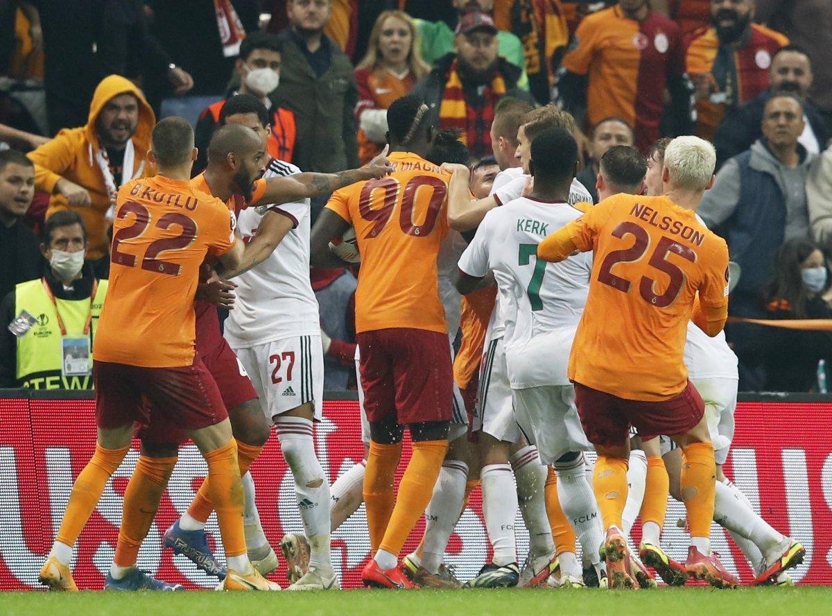 Galatasaray evinde Lokomotiv Moskova ile berabere kaldı