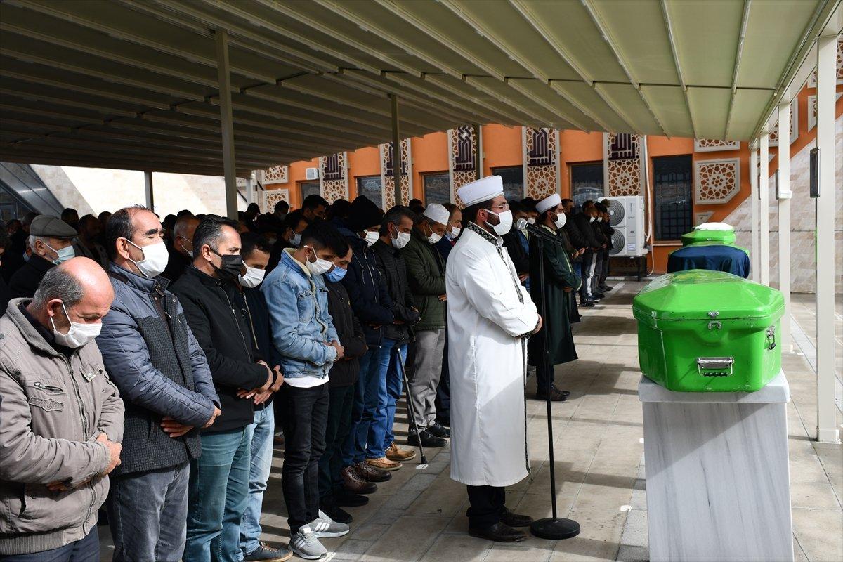 'Sen Sivas'ı seyret yar ben de seni' türküsü öksüz kaldı