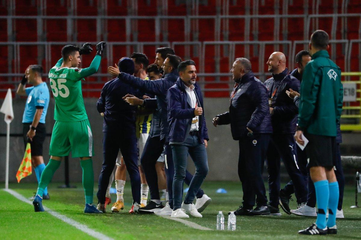 Vitor Pereira: Bugünkü oyunla Yunanistan'da da kazanırız