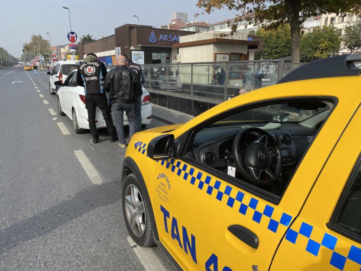 İstanbul'da 30 yıllık taksici meslektaşlarına isyan etti