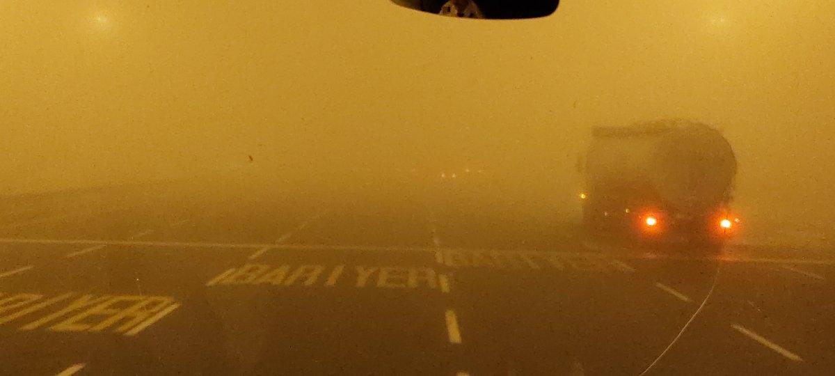 Tekirdağ yolunda sis, görüş mesafesini 5 metreye indirdi