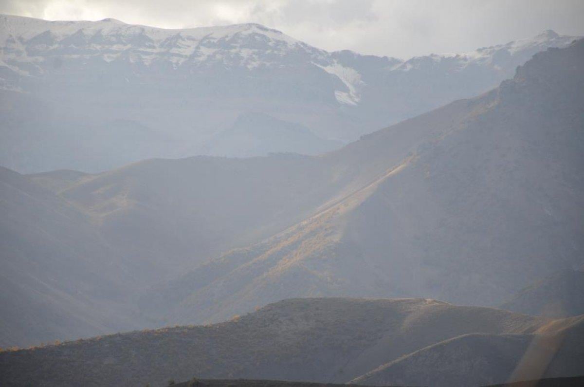 Şırnak'ta yüksek kesimlere kar yağdı