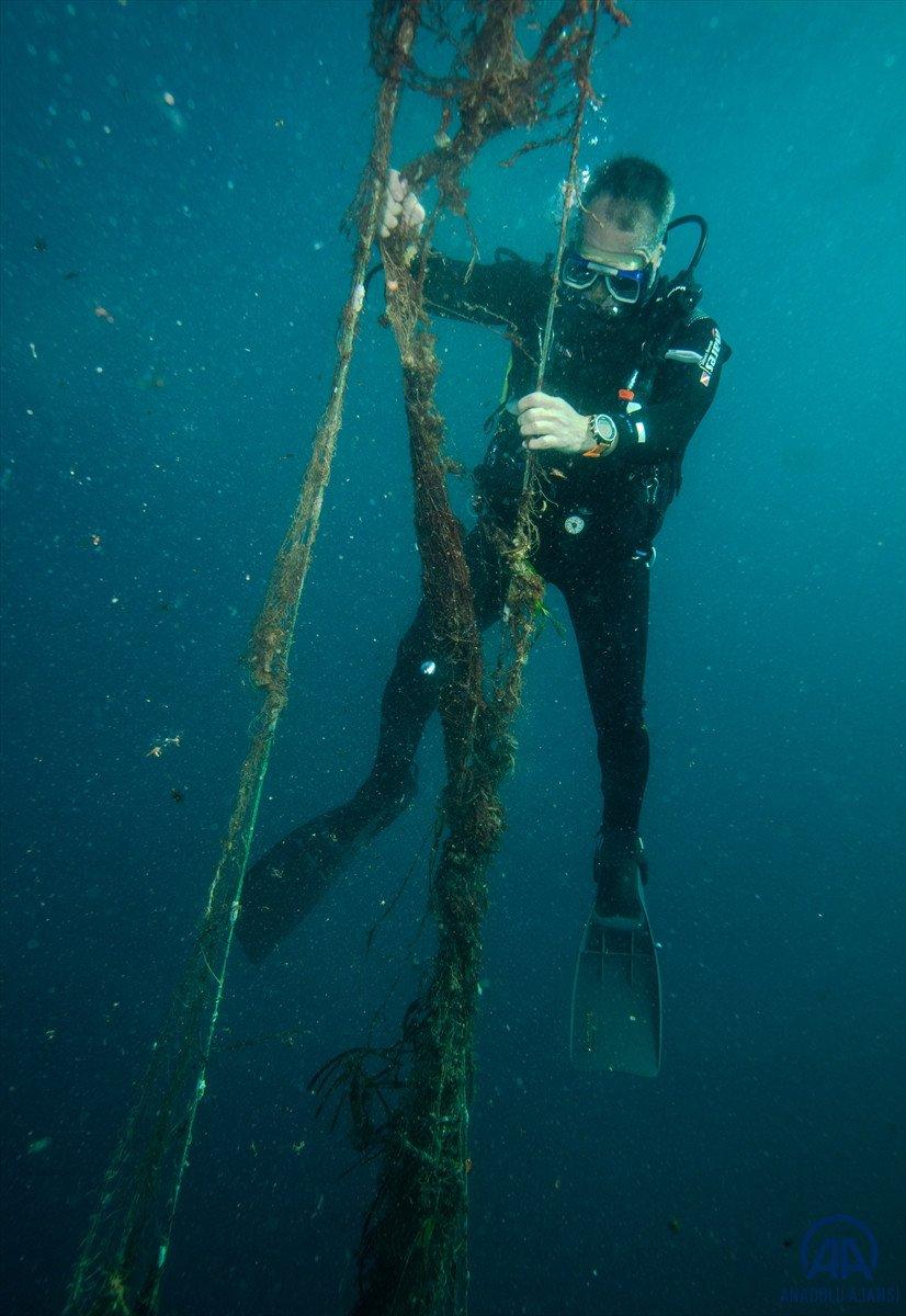 Hayalet ağlar denizleri tehdit ediyor