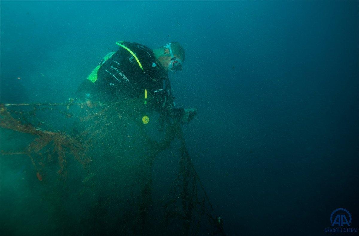 Hayalet ağlar denizleri tehdit ediyor