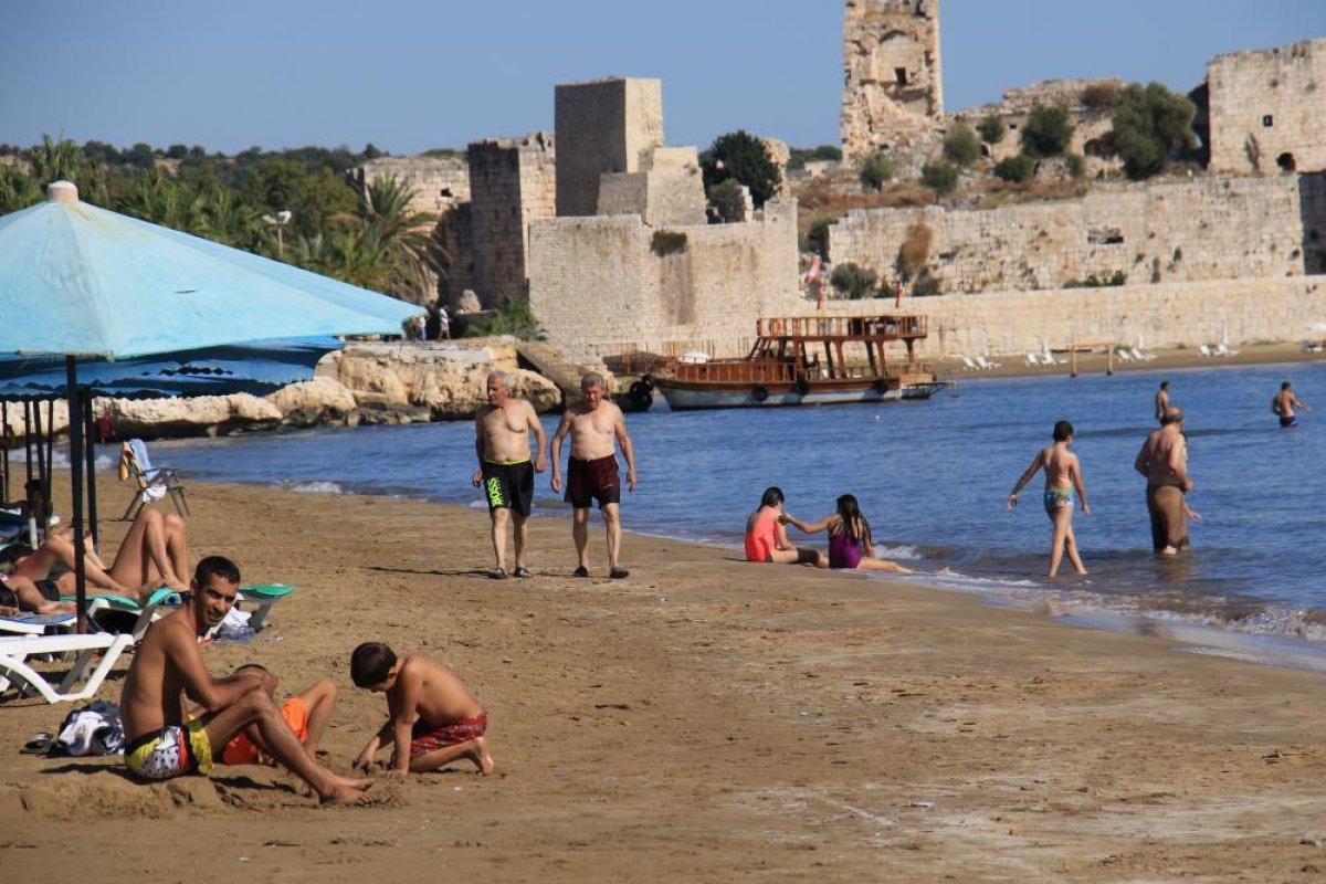 Mersinliler kasım ayında denizin keyfini çıkardı
