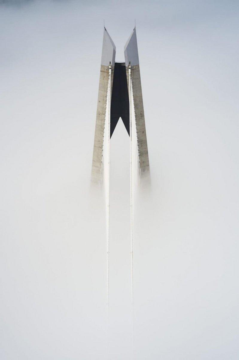 Vali Ali Yerlikaya, İstanbul’dan sis manzaraları paylaştı