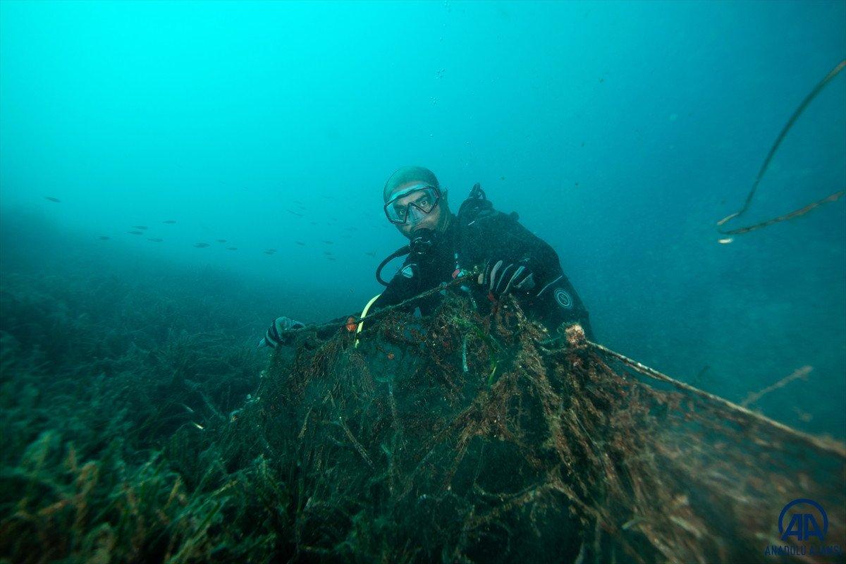 Hayalet ağlar denizleri tehdit ediyor
