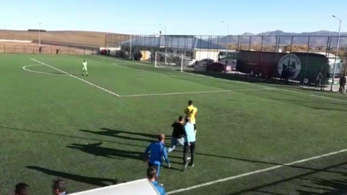 Bölgesel Amatör Lig'de bir müsabaka kavga nedeniyle ertelendi