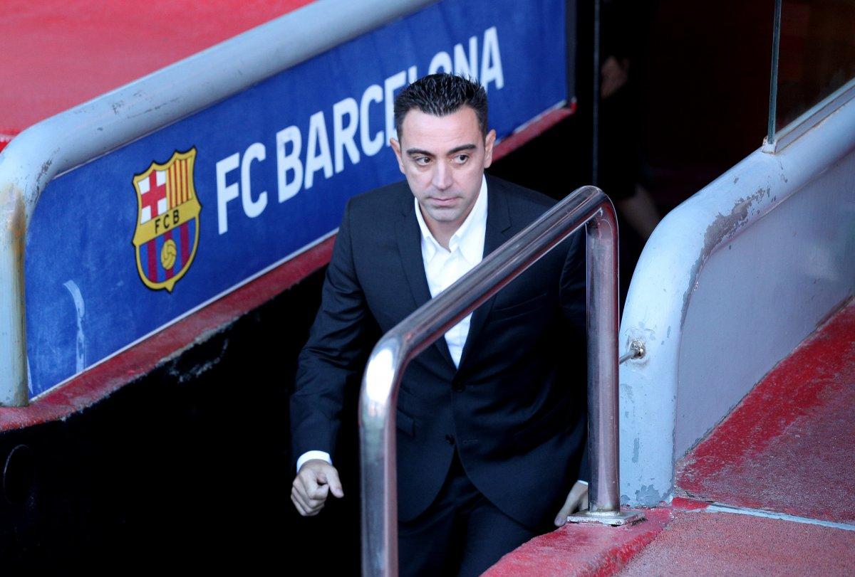 Barcelona, Xavi'ye imza töreni düzenledi