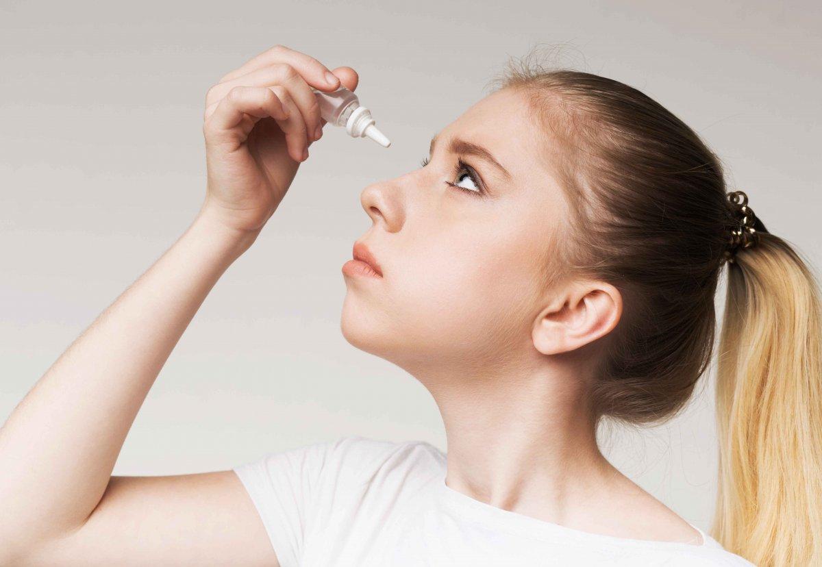 Göz seğirmesi neden olur ve nasıl durdurulur