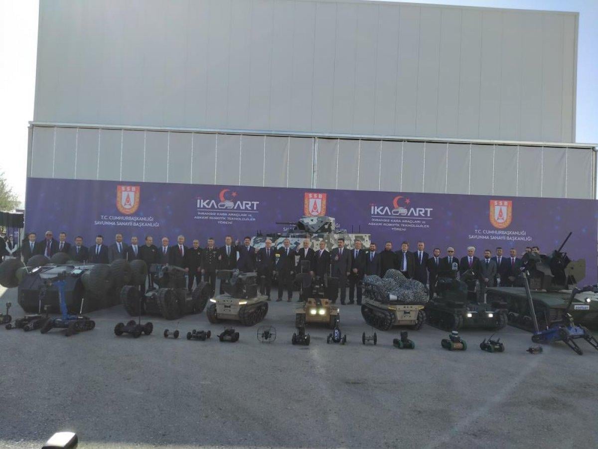 Ankara'da yerli ve milli insansız kara araçları sergilendi