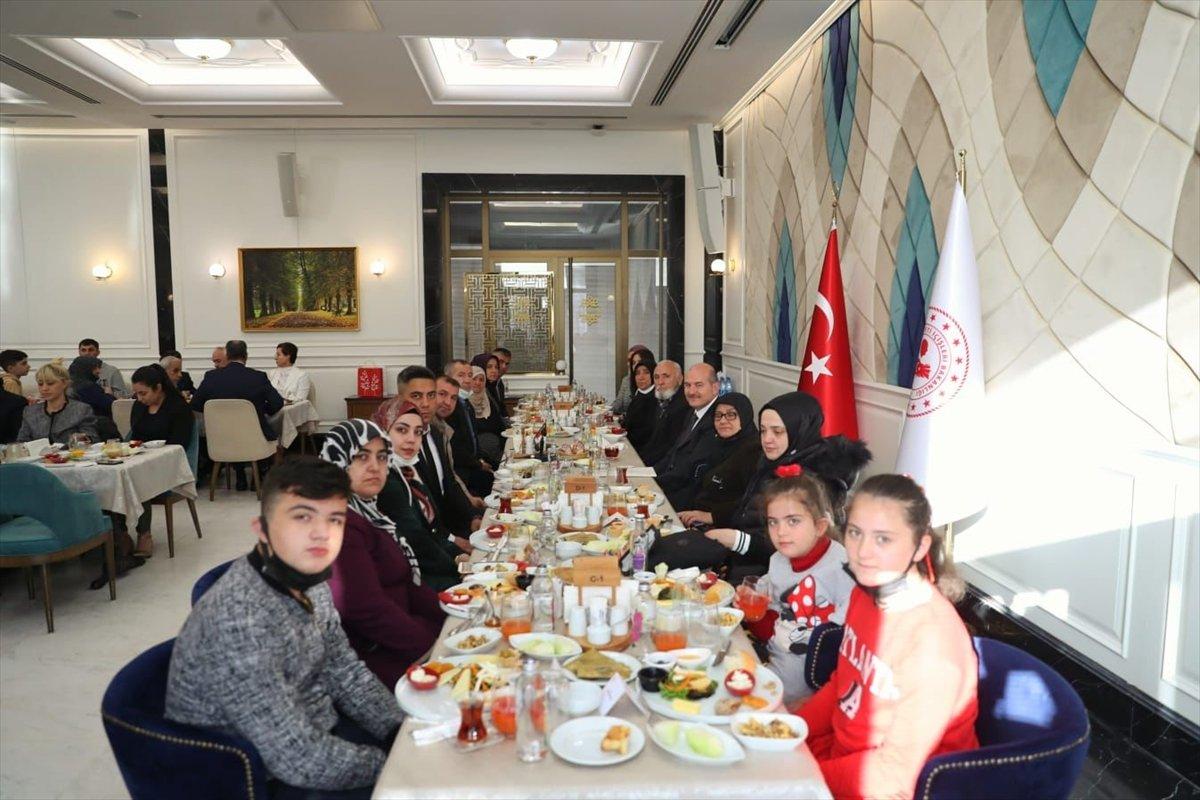 Süleyman Soylu, şehit aileleriyle görüştü