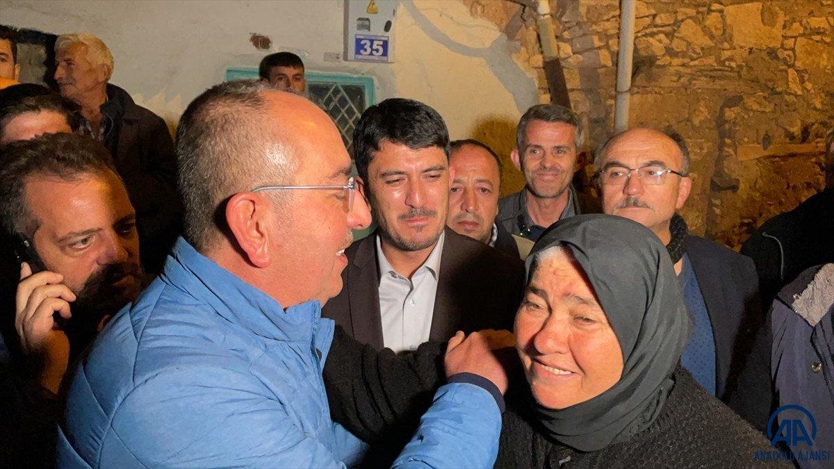 Konya'daki depremzede vatandaş: Ne halı ne kilim, hiçbir şeyim kalmamış