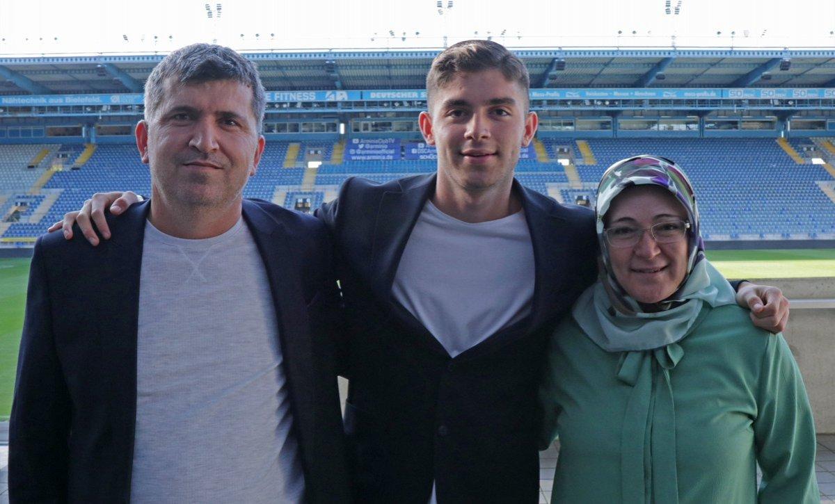 Burak İnce resmen Arminia Bielefeld'de