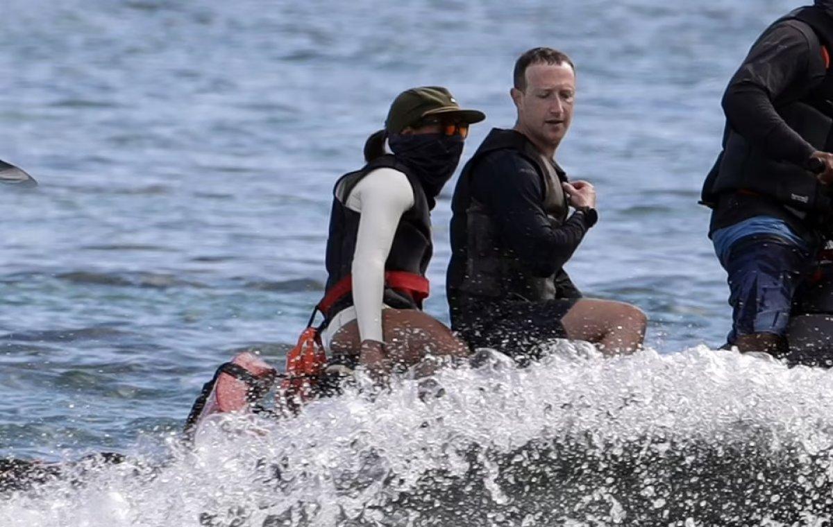 Mark Zuckerberg, eşiyle jet-ski yaparken görüntülendi