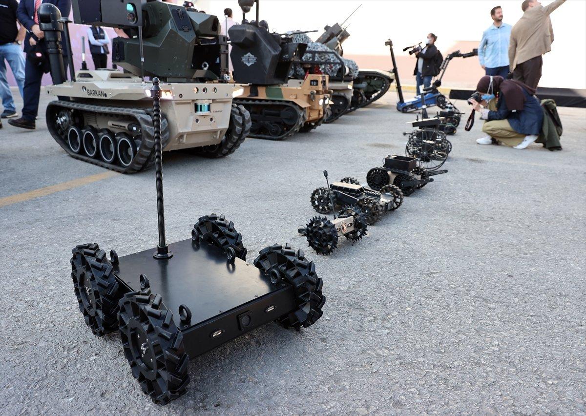 Ankara'da yerli ve milli insansız kara araçları sergilendi