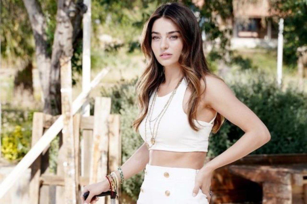 Ayça Ayşin Turan'ın babası hayatını kaybetti