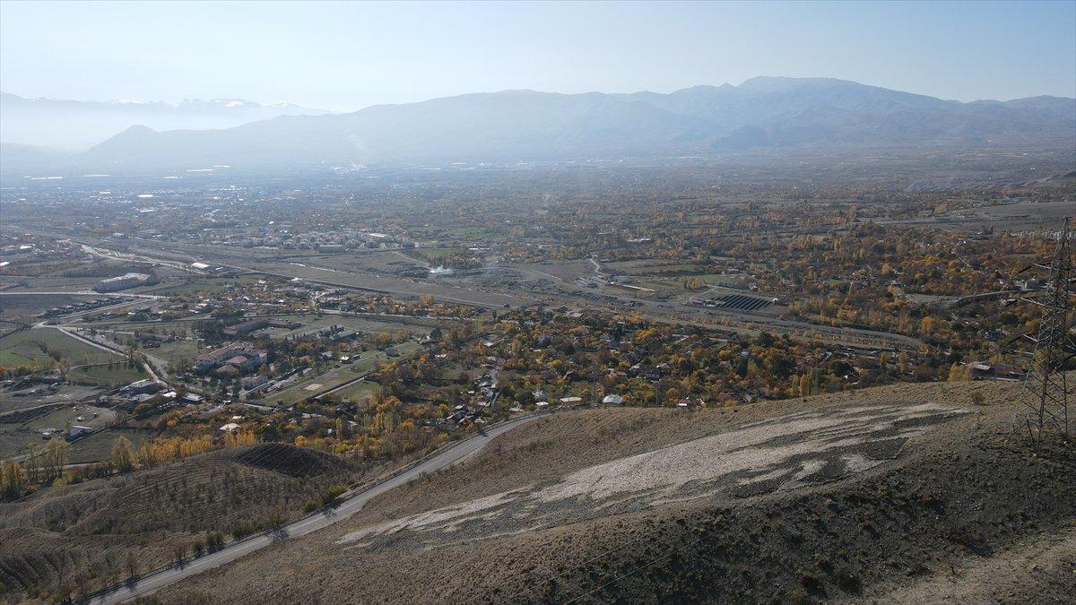 Erzincan'da 39 yıldır sergilenen Atatürk portresi