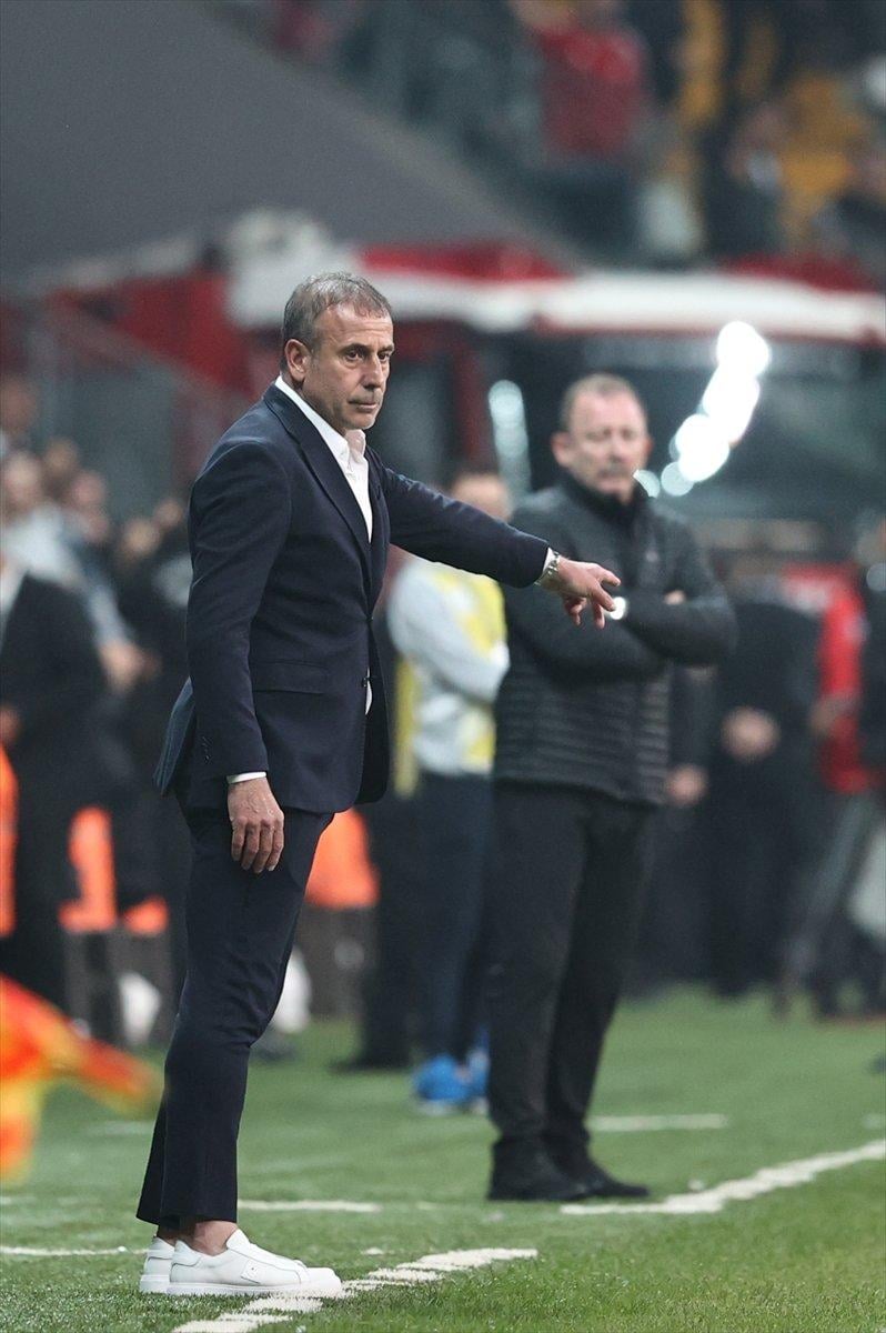 Abdullah Avcı'nın 1 yıllık Trabzonspor karnesi