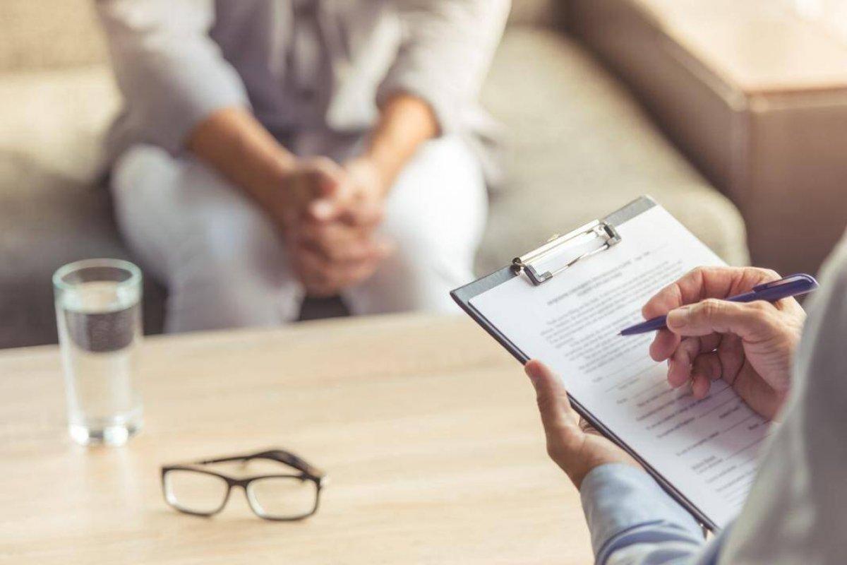 Doğru adres hangisi: Psikolog mu, psikiyatrist mi?