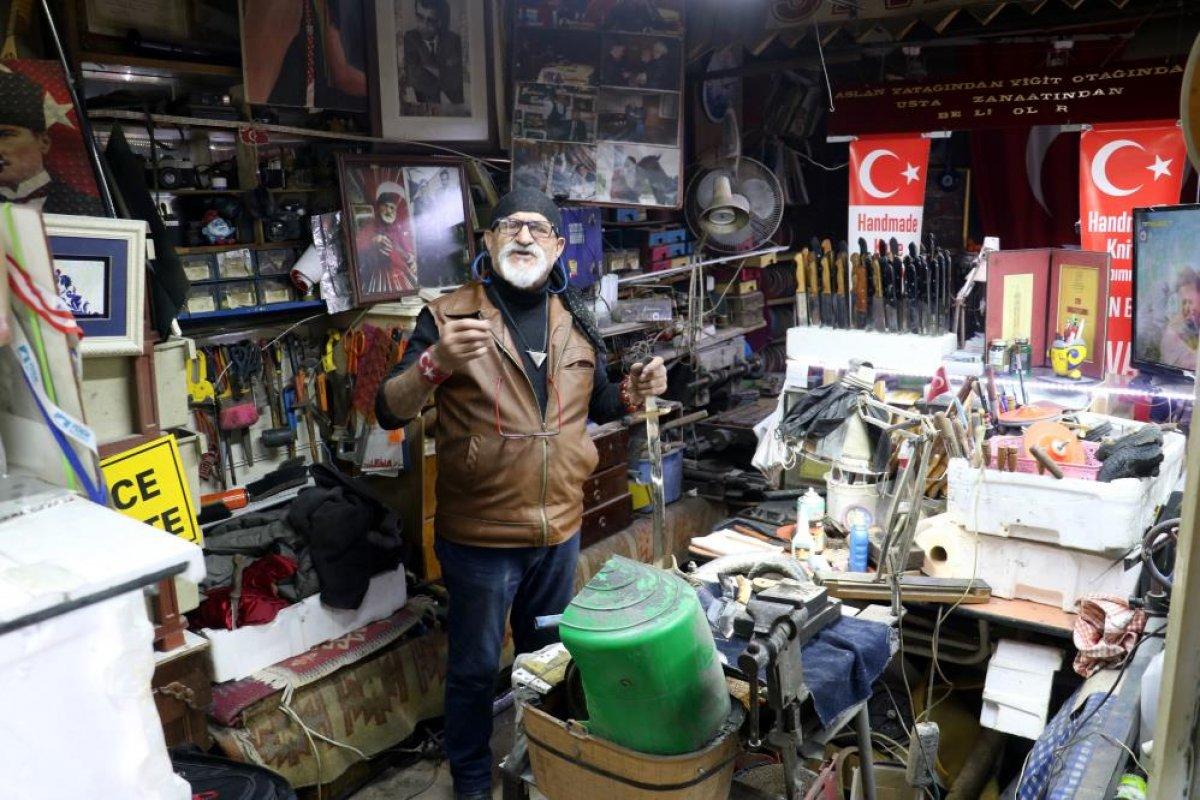 Guinness’e aday olan Sivaslı bıçak ustasının gözleri bozuldu