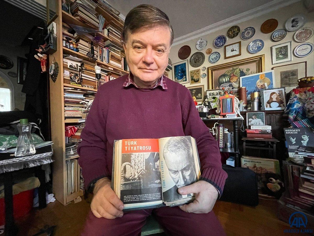 Atatürk'ün cenaze kortejinde taşınan çelengin parçalarına gözü gibi bakıyor