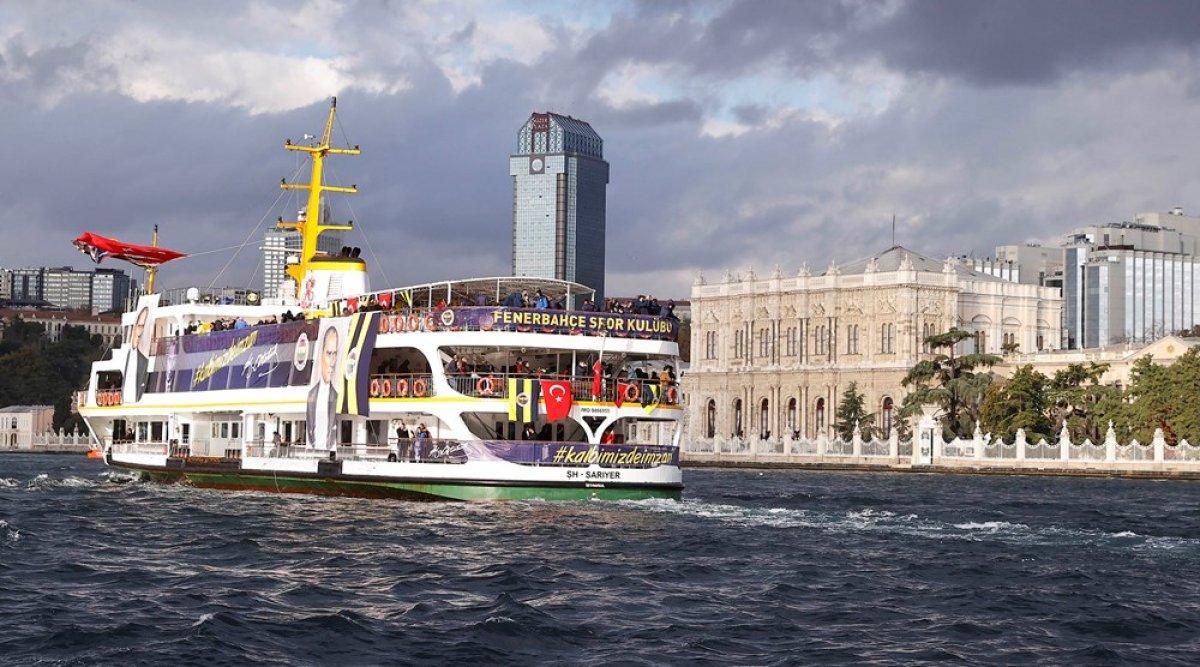 Fenerbahçe, Atatürk'ü Dolmabahçe açıklarında andı