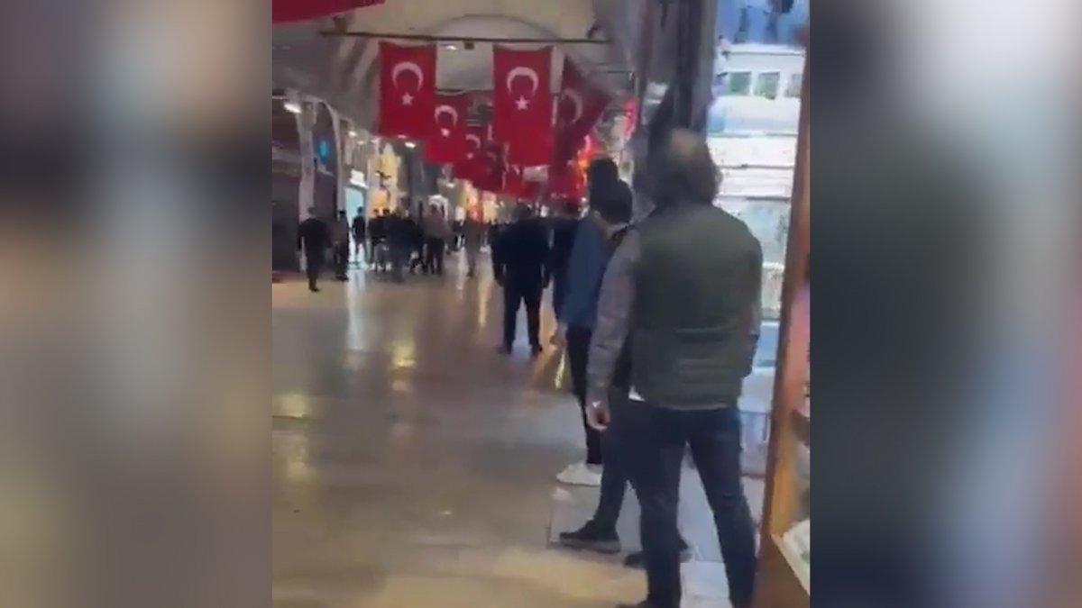 Kapalıçarşı'da Atatürk dayağı: Saygı duruşunda bulunmayınca darbettiler