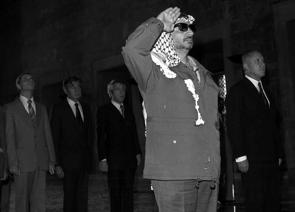 Filistin'in efsane lideri Yaser Arafat ölümünün 17'nci yılında anılıyor