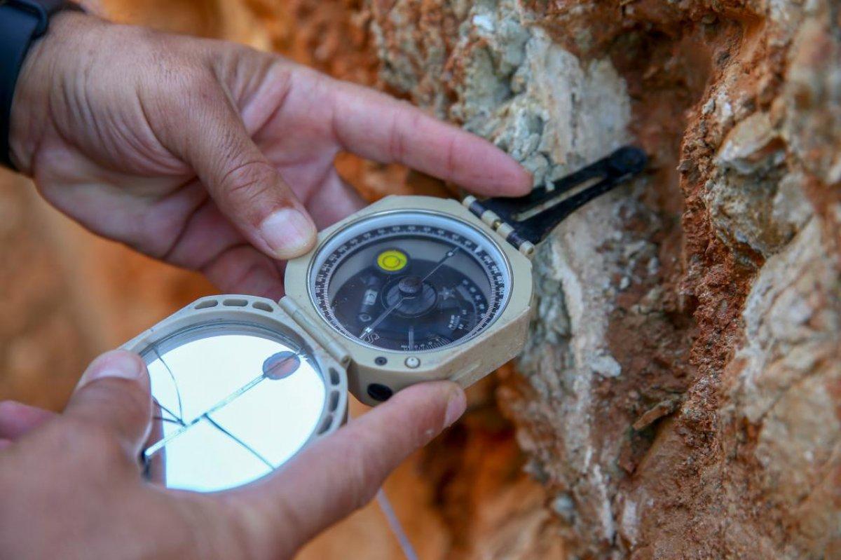 İzmir'de fay hatlarının haritası çıkarılıyor