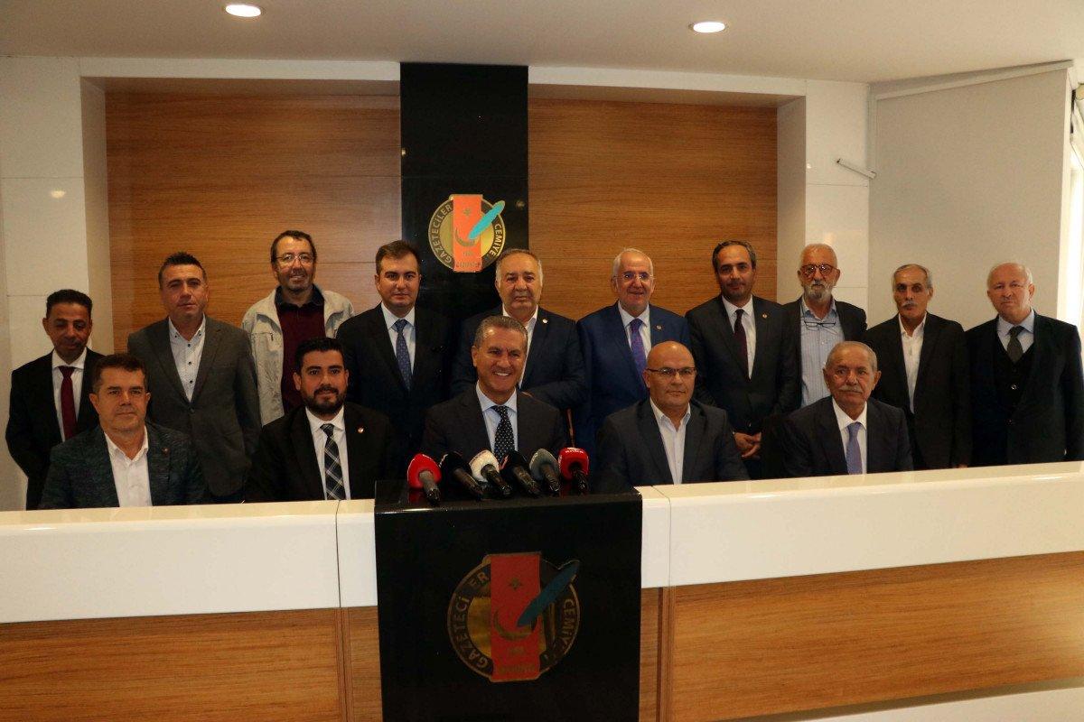 Mustafa Sarıgül: Türkiye demokrasisine kimse diş geçiremez