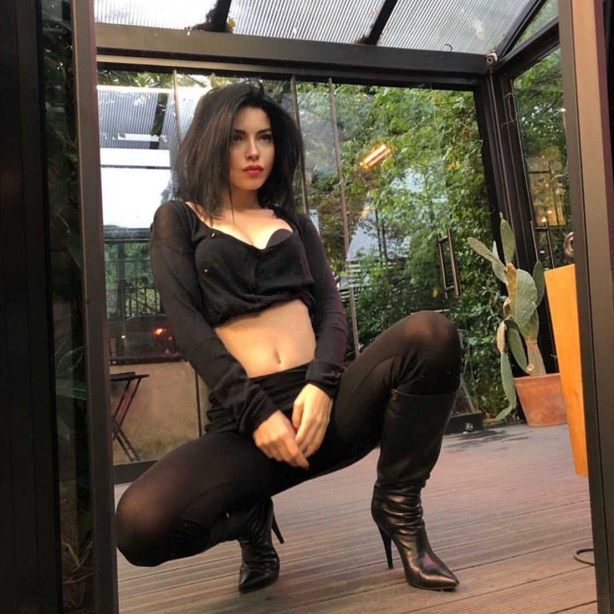 Merve Boluğur imaj yeniledi