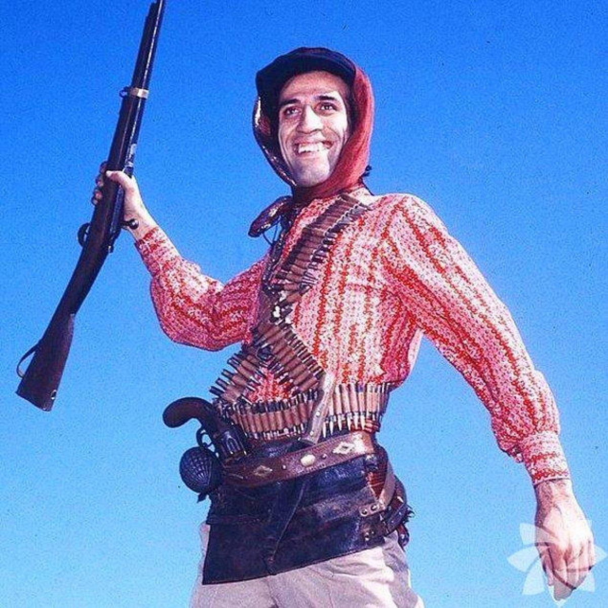 Her kalpte bir köşesi var: Kemal Sunal'ın canlandırdığı 20 efsanevi karakter