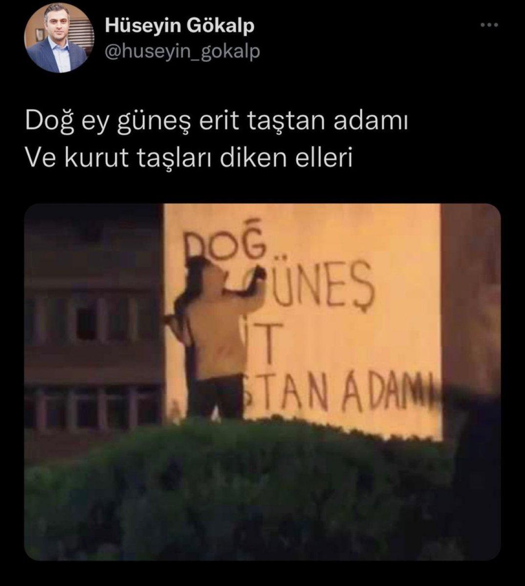 Öğretim üyesinin 10 Kasım paylaşımı sonrası odasını bastılar