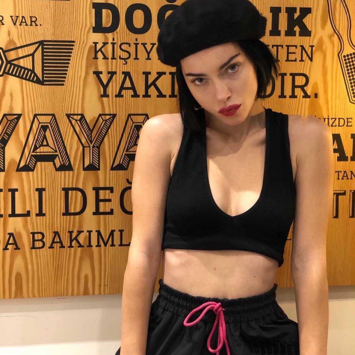 Merve Boluğur imaj yeniledi