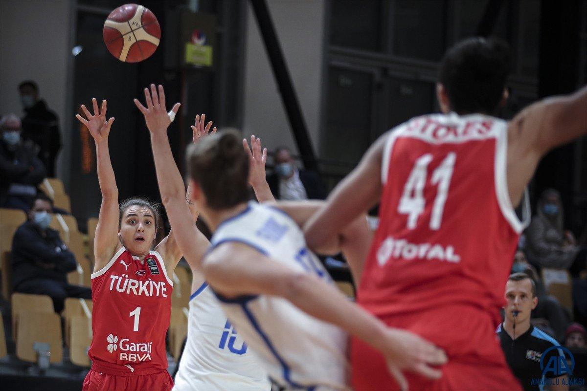 Potanın Perileri, Avrupa Şampiyonası Elemeleri ilk maçında Slovenya'yı yendi