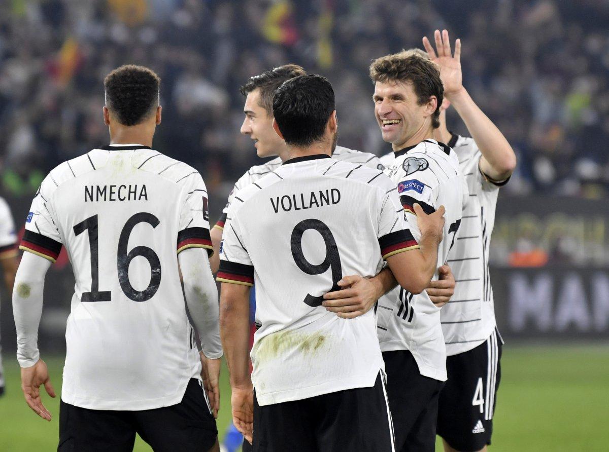 Almanya, Lihtenştayn'ı 9 golle geçti