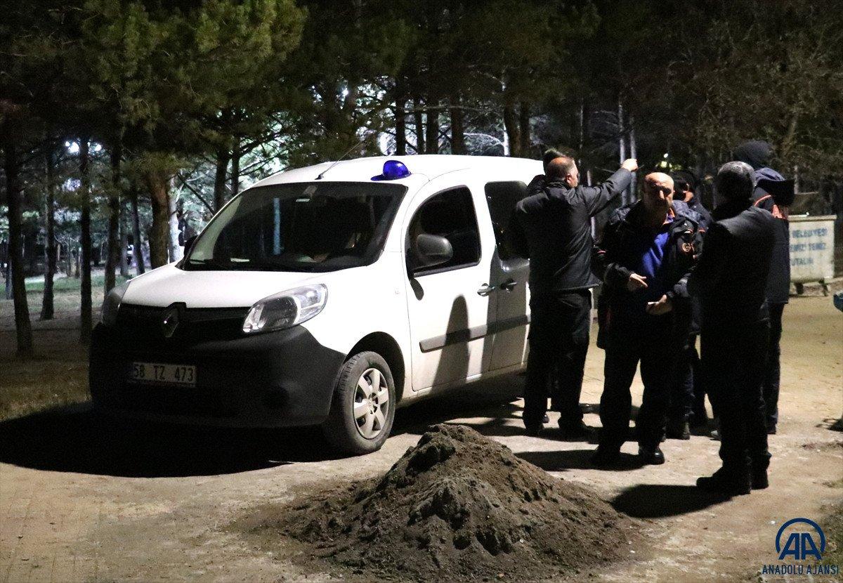 Sivas'ta ormanda kaybolduğunu ihbar eden kız şehir merkezinde bulundu