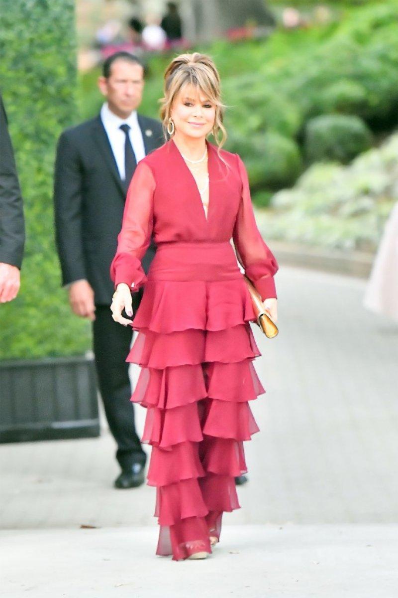 Paris Hilton ile Carter Reum evlendi