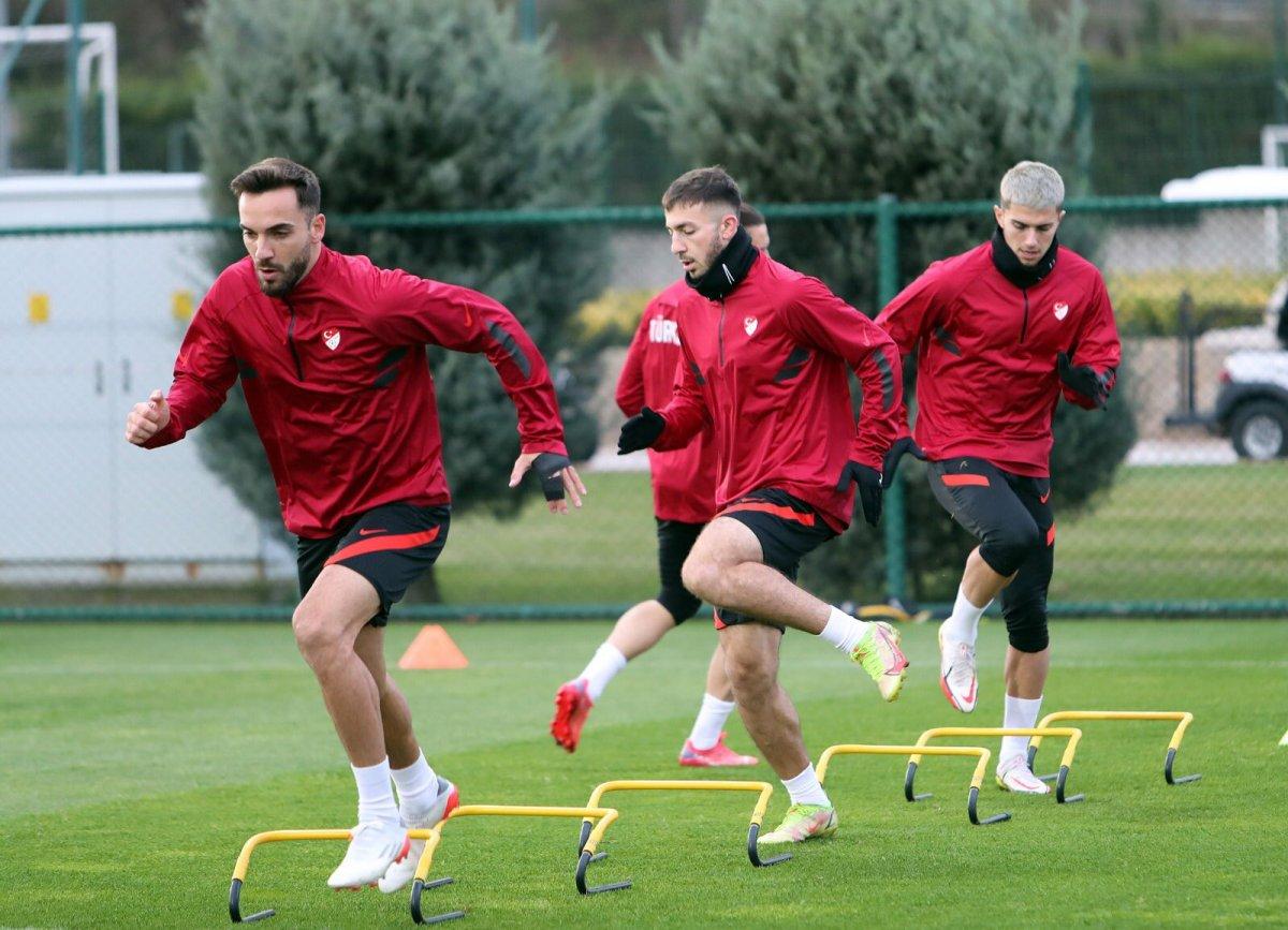 Kuntz'un Cebelitarık maçı planı belli oldu