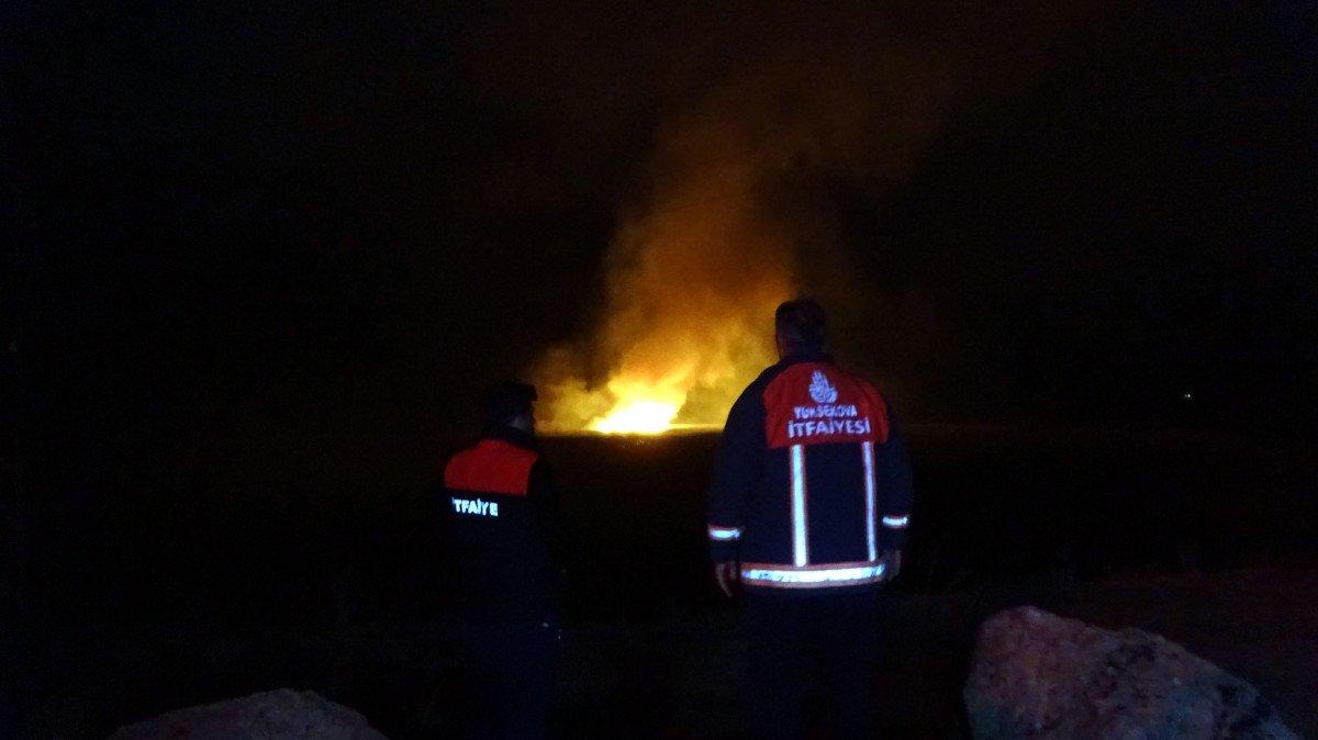Hakkari’de, Nehil Sazlığı’nda 2 günde iki kez yangın çıktı