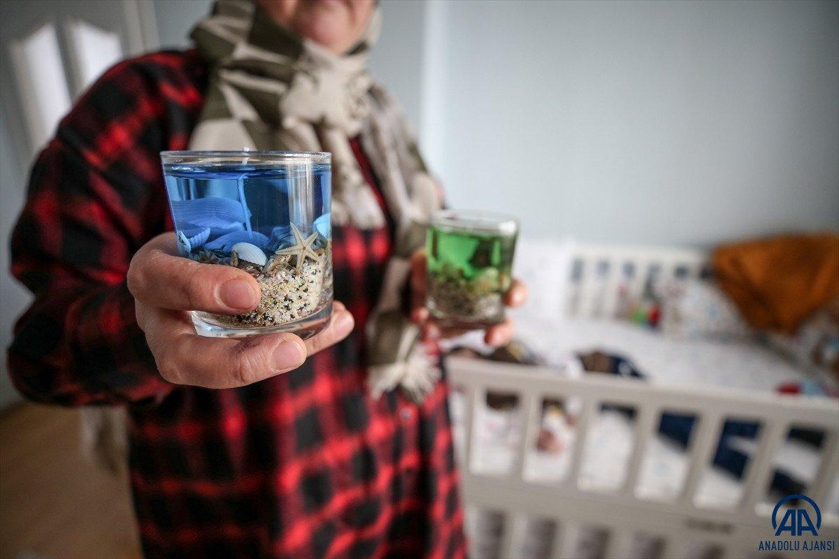 Bursa'da mum yapıp hasta oğlunun tedavisine destek oluyor