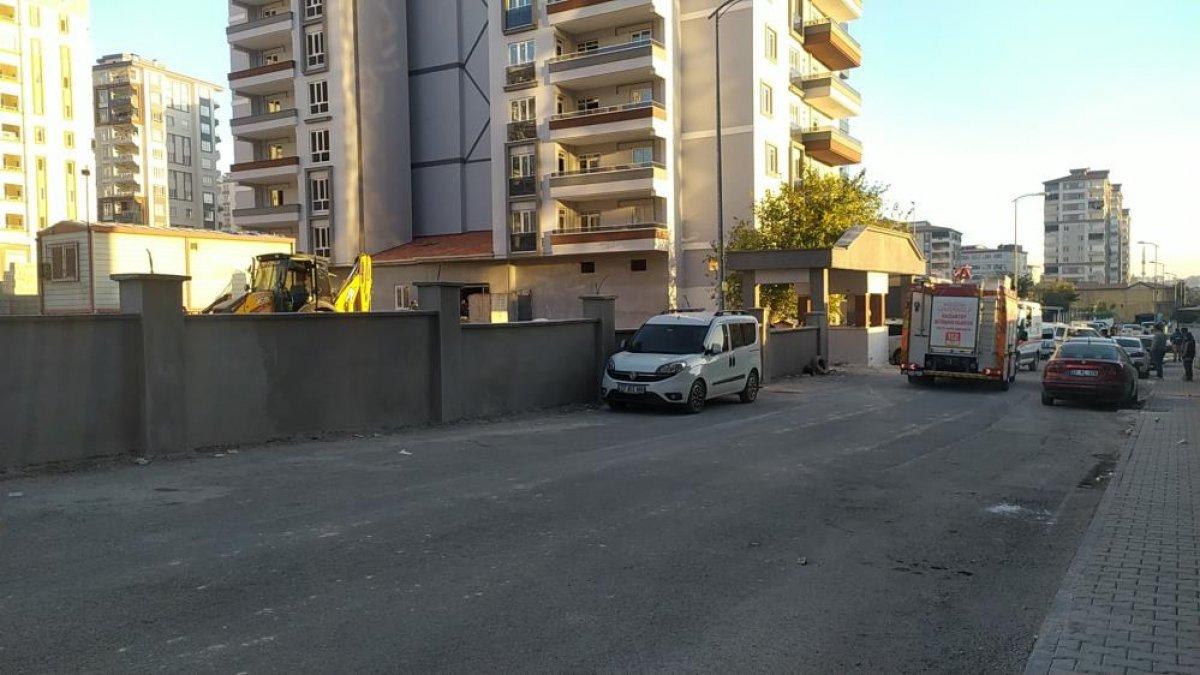 Gaziantep'te 12'nci kattan düşen boya işçisi hayatını kaybetti