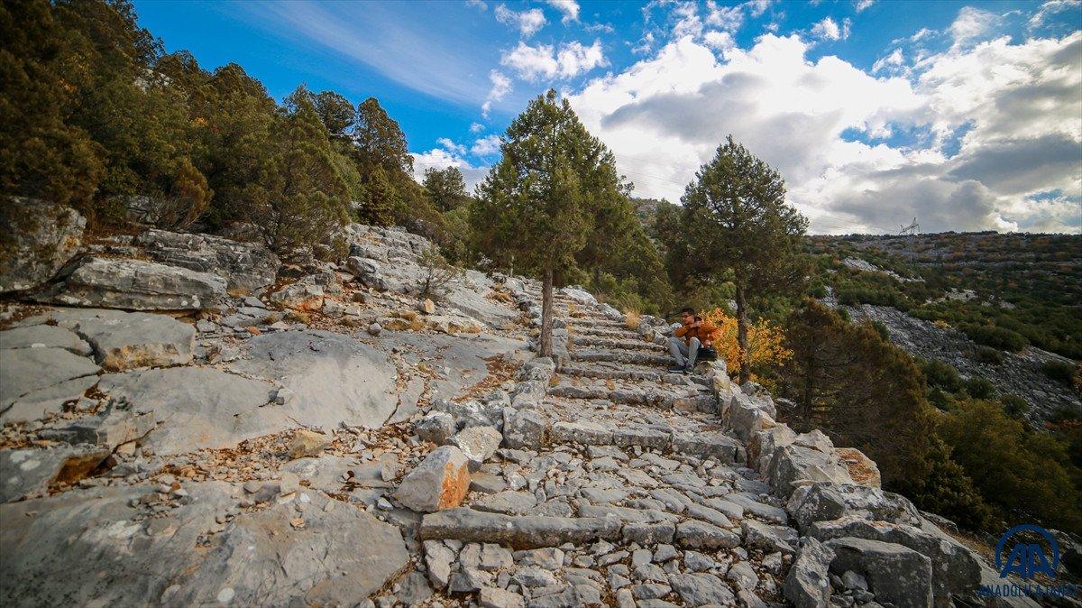 Antalya'daki tarihi evler turistlerin ilgisini çekiyor